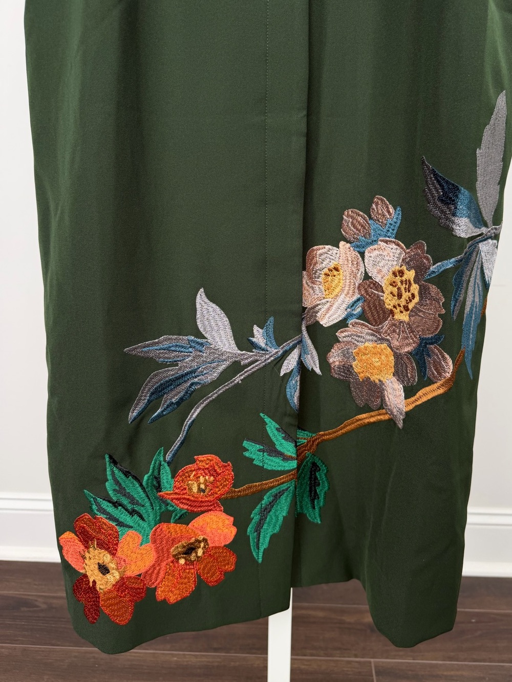 Tuckernuck Verdant Green Crepe Embroidered Nell Dress - Picture 4 of 10